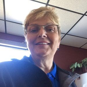 Meet your Posher, Denise